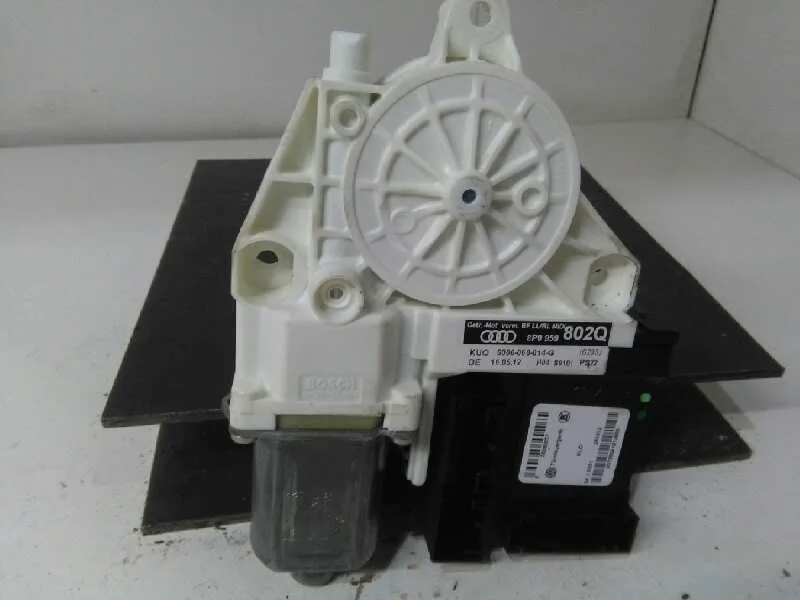 Motor Elevalunas Delantero Derecho para Audi A3 Sportback (8P)