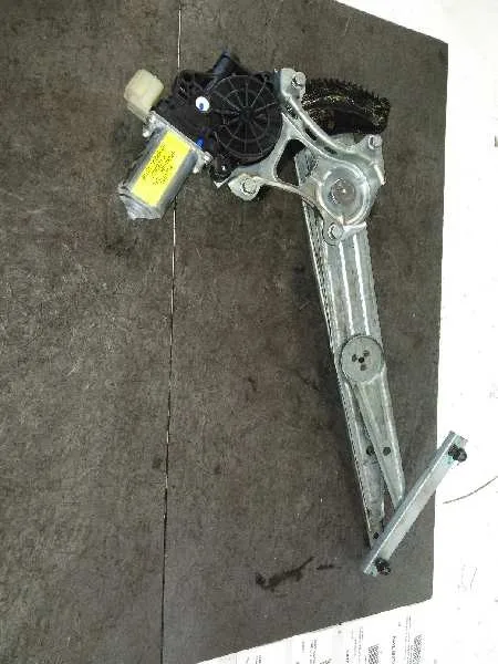 Elevalunas Delantero Izquierdo para Nissan Note