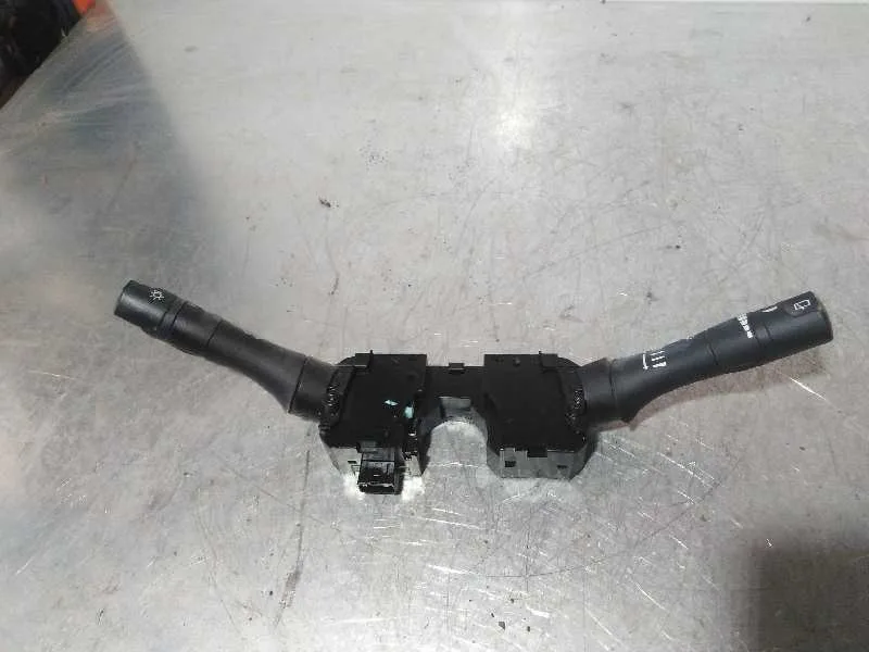 Mando Multifuncion para Nissan Note