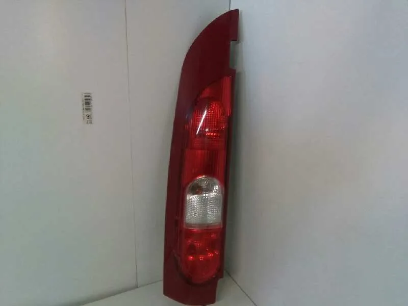 Piloto Trasero Izquierdo para Nissan Kubistar (X76)