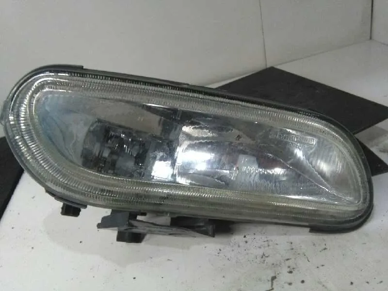 Faro Antiniebla Derecho para Peugeot 406 Berlina (S1/S2)