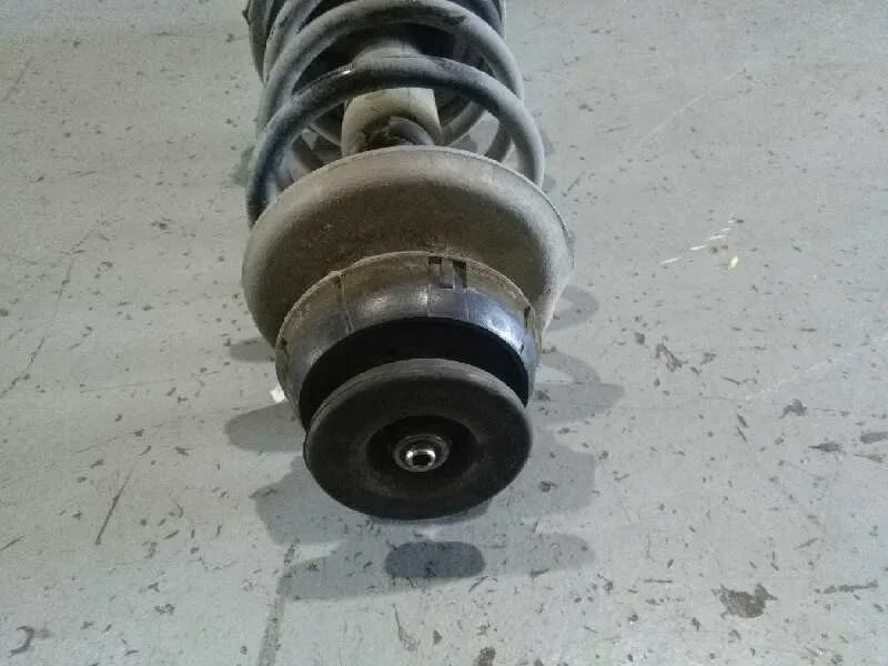 Amortiguador Delantero Derecho para Nissan Kubistar (X76)