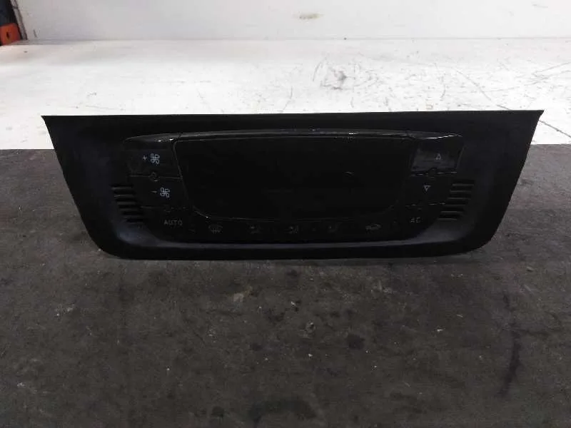 Mando Climatizador para Seat Ibiza (6J5)