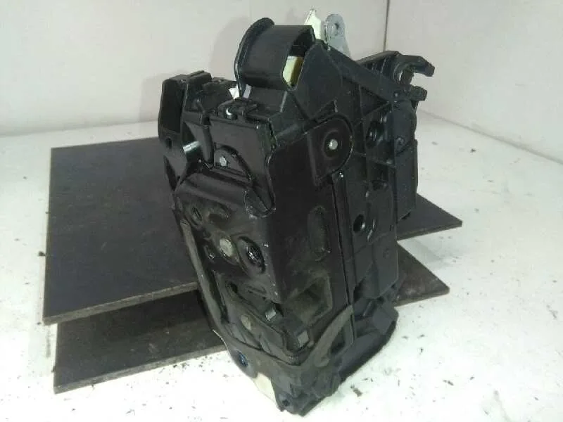 Cerradura Puerta Trasera Derecha para Seat Ibiza St (6P8)
