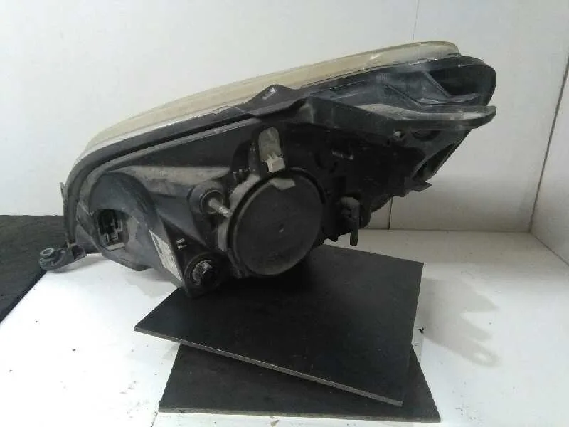 Faro Derecho para Peugeot Bipper