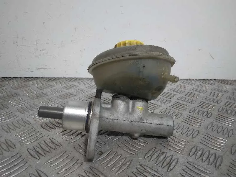 Bomba Freno para Audi A6 Berlina (4B2)