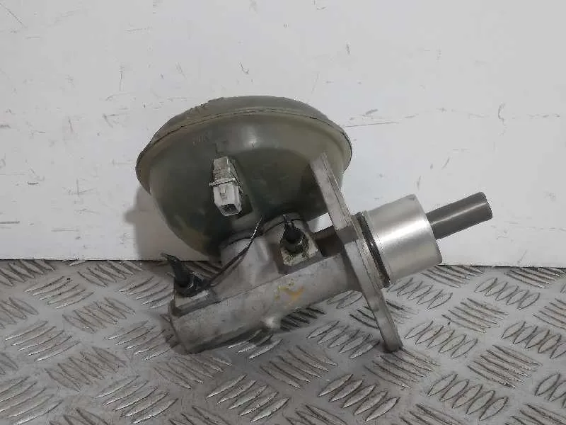 Bomba Freno para Audi A6 Berlina (4B2)