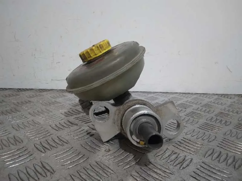 Bomba Freno para Audi A6 Berlina (4B2)
