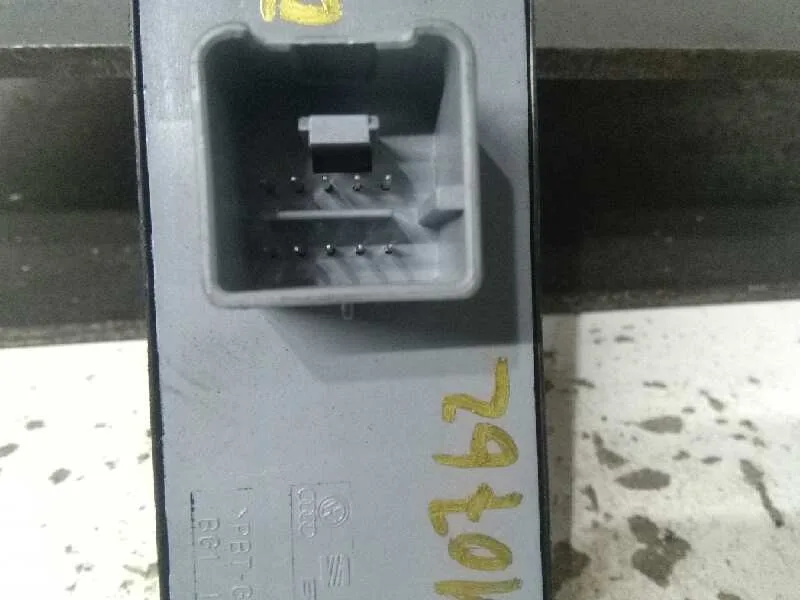 Mando Elevalunas Delantero Izquierdo para Volkswagen Golf V Berlina (1K1)