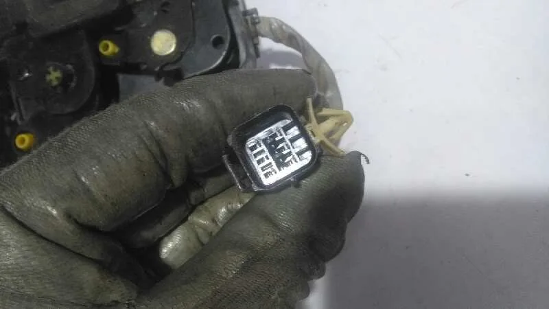 Cerradura Puerta Delantera Derecha para Hyundai Getz (Tb)