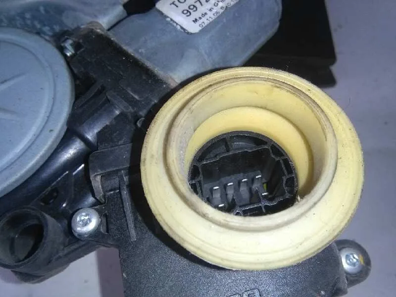 Elevalunas Trasero Izquierdo para Toyota Corolla Verso (R1)