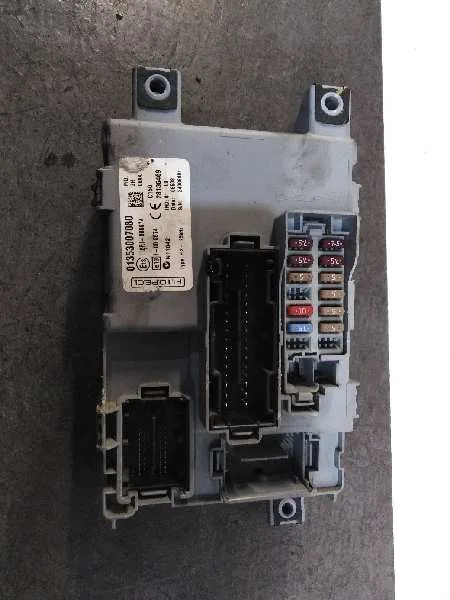 Caja Reles / Fusibles para Fiat Fiorino