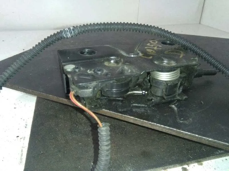 Cerradura Capot para Seat Ibiza St (6P8)