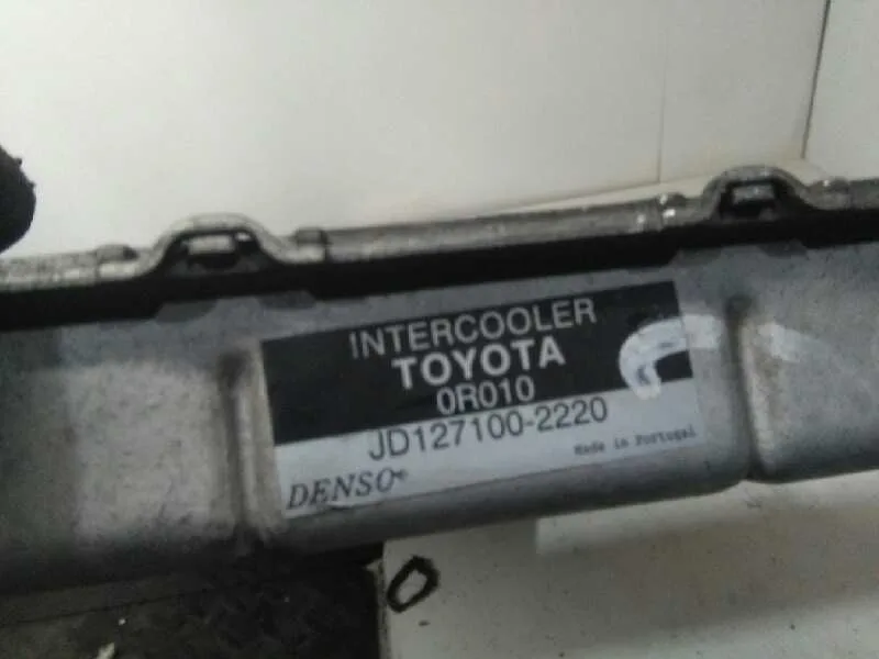 Intercooler para Toyota Corolla Verso (R1)