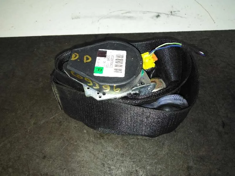 Cinturon Seguridad Delantero Derecho para Mercedes-Benz Clase A (W169)
