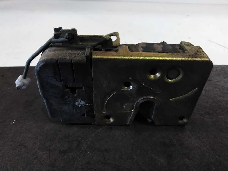 Cerradura Puerta Delantera Derecha para Peugeot 306 Berlina 3/4/5 Puertas (S2)