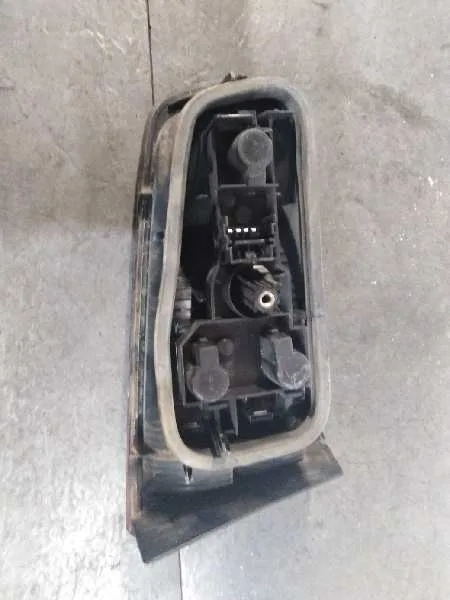 Piloto Trasero Derecho Interior para Renault Laguna Ii (Bg0)