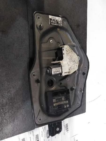 Elevalunas Trasero Derecho para Skoda Suberb (3T4)