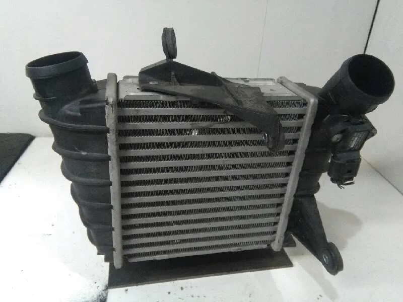 Intercooler para Volkswagen Polo (9N3)