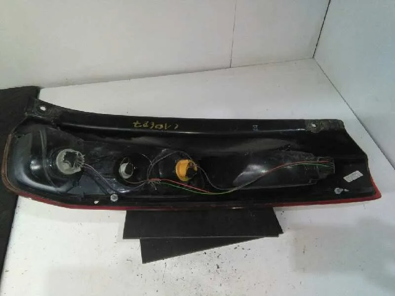 Piloto Trasero Izquierdo para Ford Fiesta (Cbk)