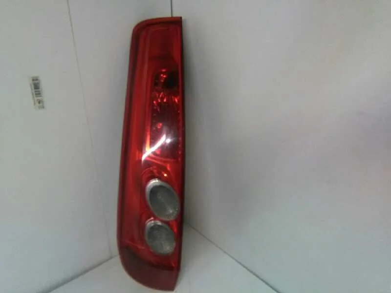 Piloto Trasero Izquierdo para Ford Fiesta (Cbk)