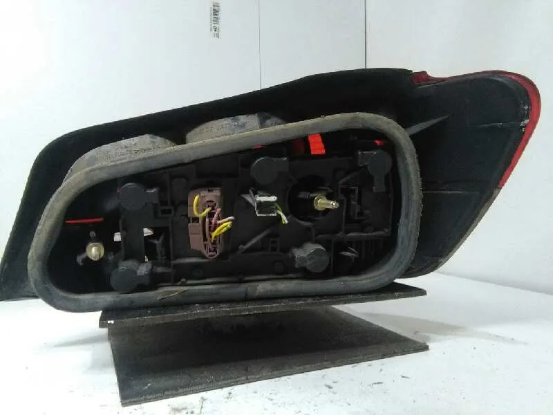 Piloto Trasero Izquierdo para Peugeot 306 Berlina 3/4/5 Puertas (S2)