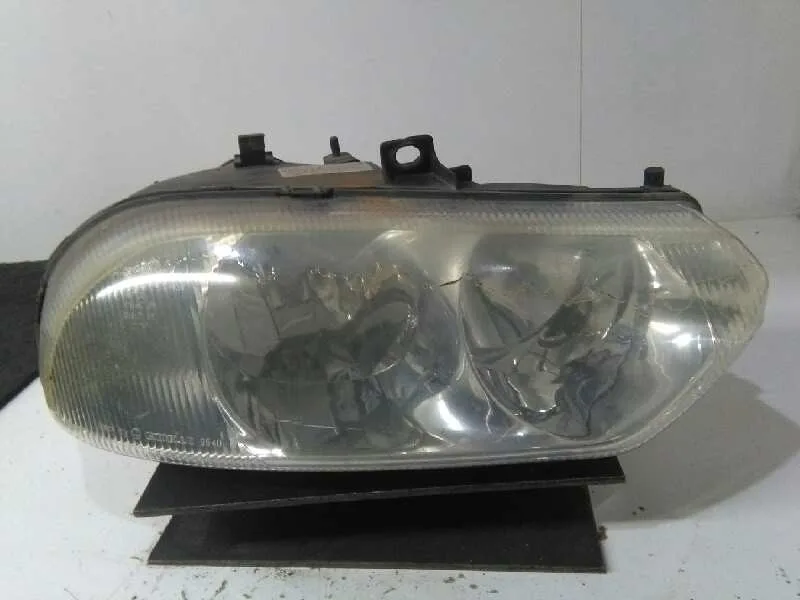 Faro Derecho para Alfa Romeo 156 (116)