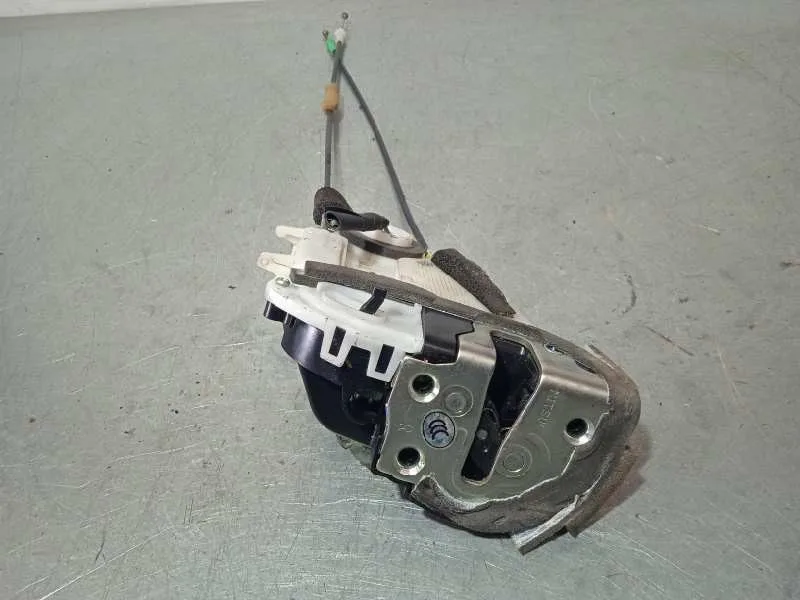 Cerradura Puerta Trasera Derecha para Toyota Prius (Nhw30)