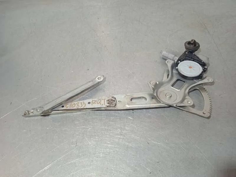 Elevalunas Trasero Izquierdo para Toyota Prius (Nhw30)
