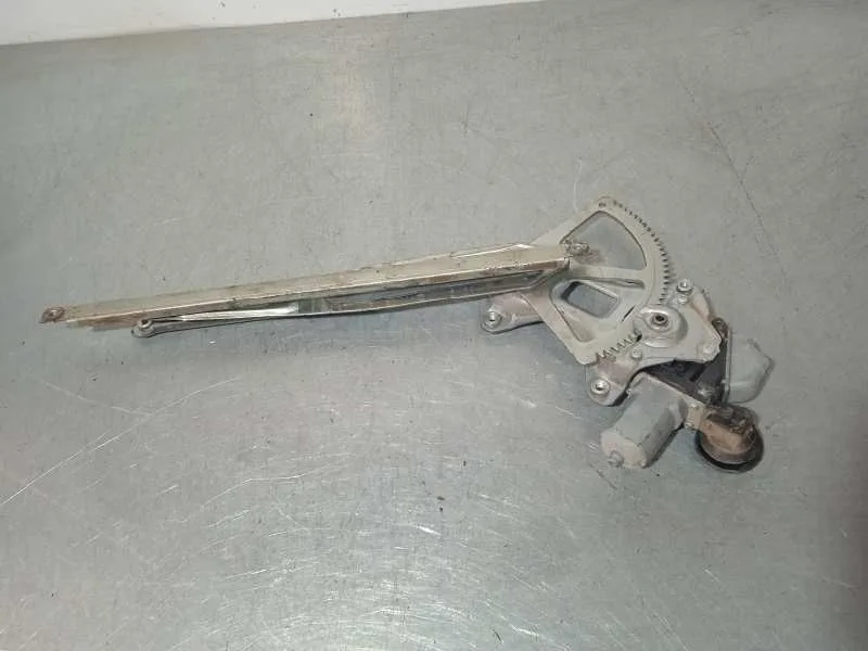 Elevalunas Trasero Izquierdo para Toyota Prius (Nhw30)