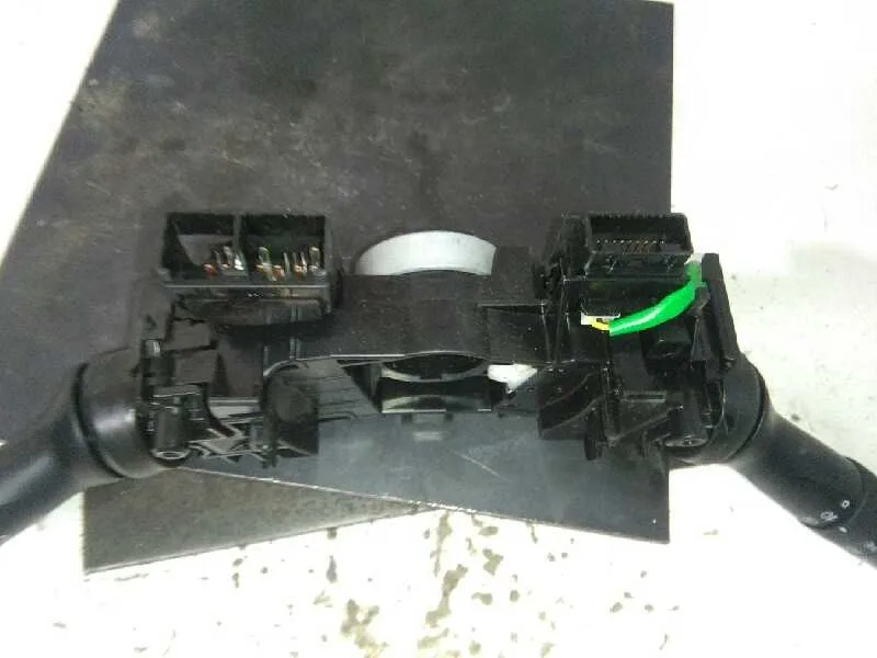 Mando Multifuncion para Toyota Prius (Nhw30)