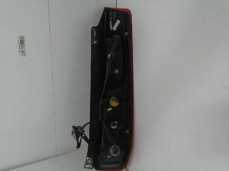 Piloto Trasero Izquierdo para Ford Fiesta (Cbk)