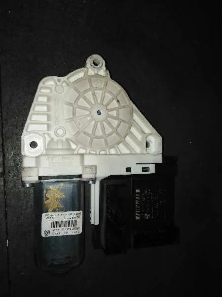 Motor Elevalunas Delantero Izquierdo para Volkswagen Passat Berlina (3C2)