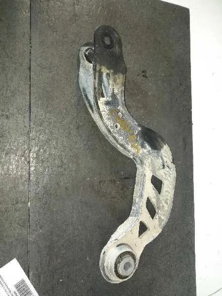 Brazo Suspension Superior Trasero Derecho para Mercedes-Benz Clase A (W176)