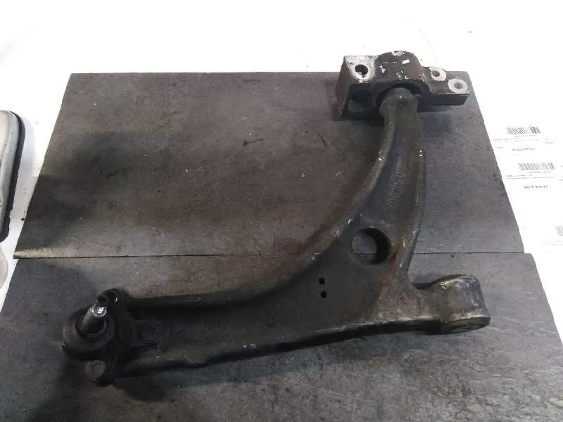 Brazo Suspension Inferior Delantero Derecho para Volkswagen Passat Variant (3C5)