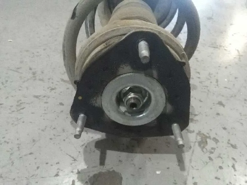 Amortiguador Delantero Izquierdo para Ford Transit Caja Cerrada '06
