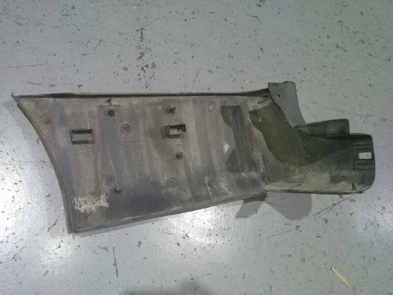 Puntera Paragolpes Trasera Derecha para Ford Transit Caja Cerrada '06
