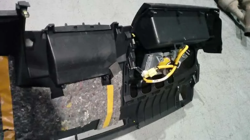 Salpicadero para Toyota Corolla Verso (R1)