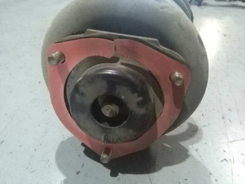 Amortiguador Delantero Izquierdo para Nissan Almera Tino (V10M)