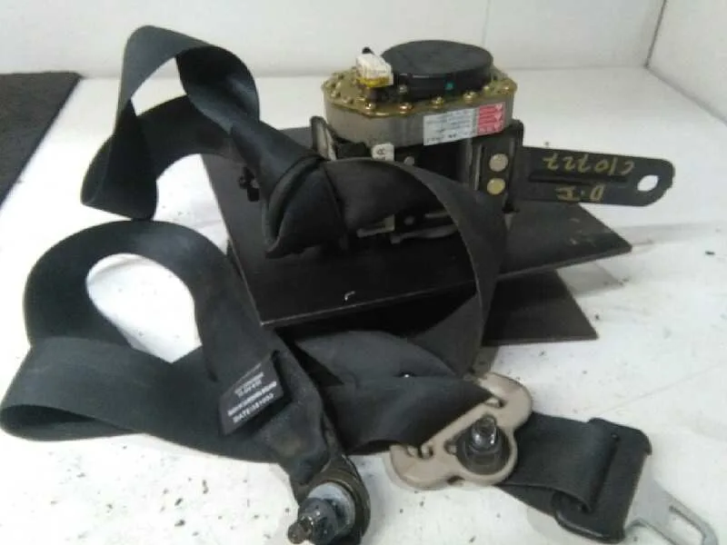 Pretensor Airbag Izquierdo para Nissan Almera Tino (V10M)