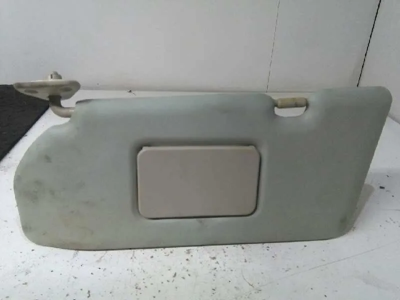 Parasol Izquierdo para Nissan Almera Tino (V10M)