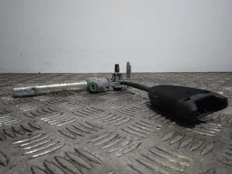 Pretensor Airbag Derecho para Opel Corsa D