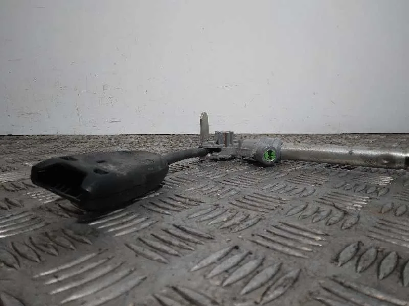 Pretensor Airbag Izquierdo para Opel Corsa D