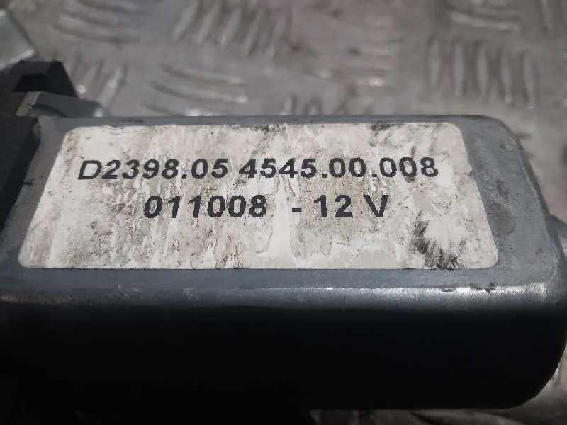 Elevalunas Delantero Derecho para Seat Cordoba Berlina (6K2)