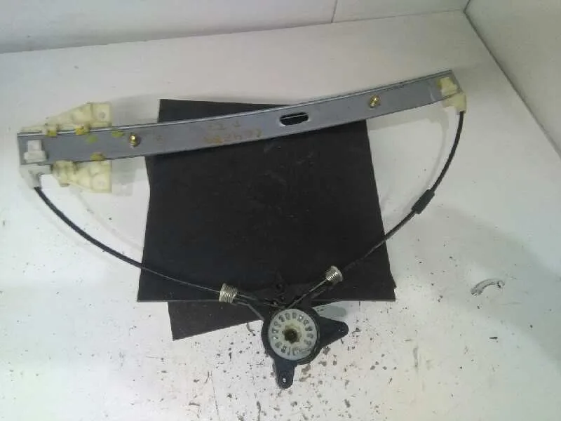 Elevalunas Delantero Izquierdo para Mazda 6 Berlina (Gg)