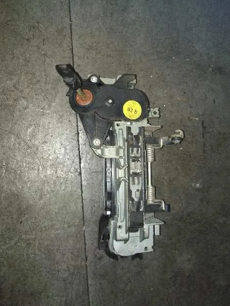 Maneta Exterior Delantera Izquierda para Audi A3 (8P)
