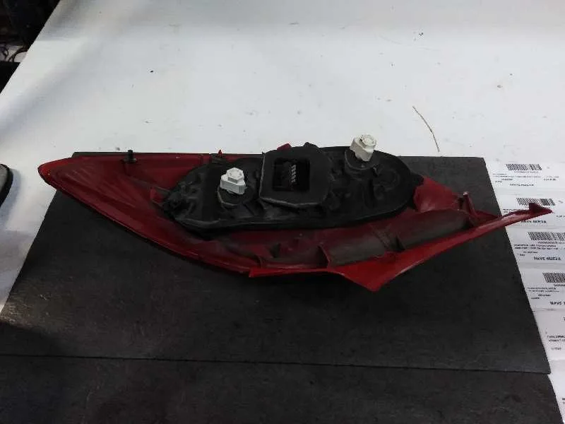 Piloto Trasero Izquierdo para Opel Corsa D