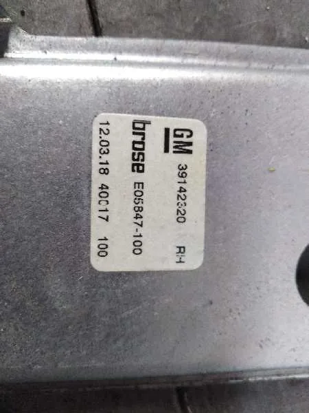 Elevalunas Trasero Derecho para Opel Astra K Lim. 5Türig