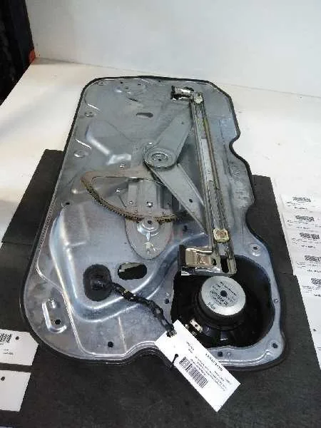 Elevalunas Delantero Izquierdo para Ford Focus Berlina (Cap)