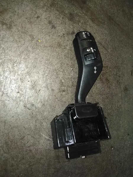 Mando Intermitentes para Ford Focus Berlina (Cap)